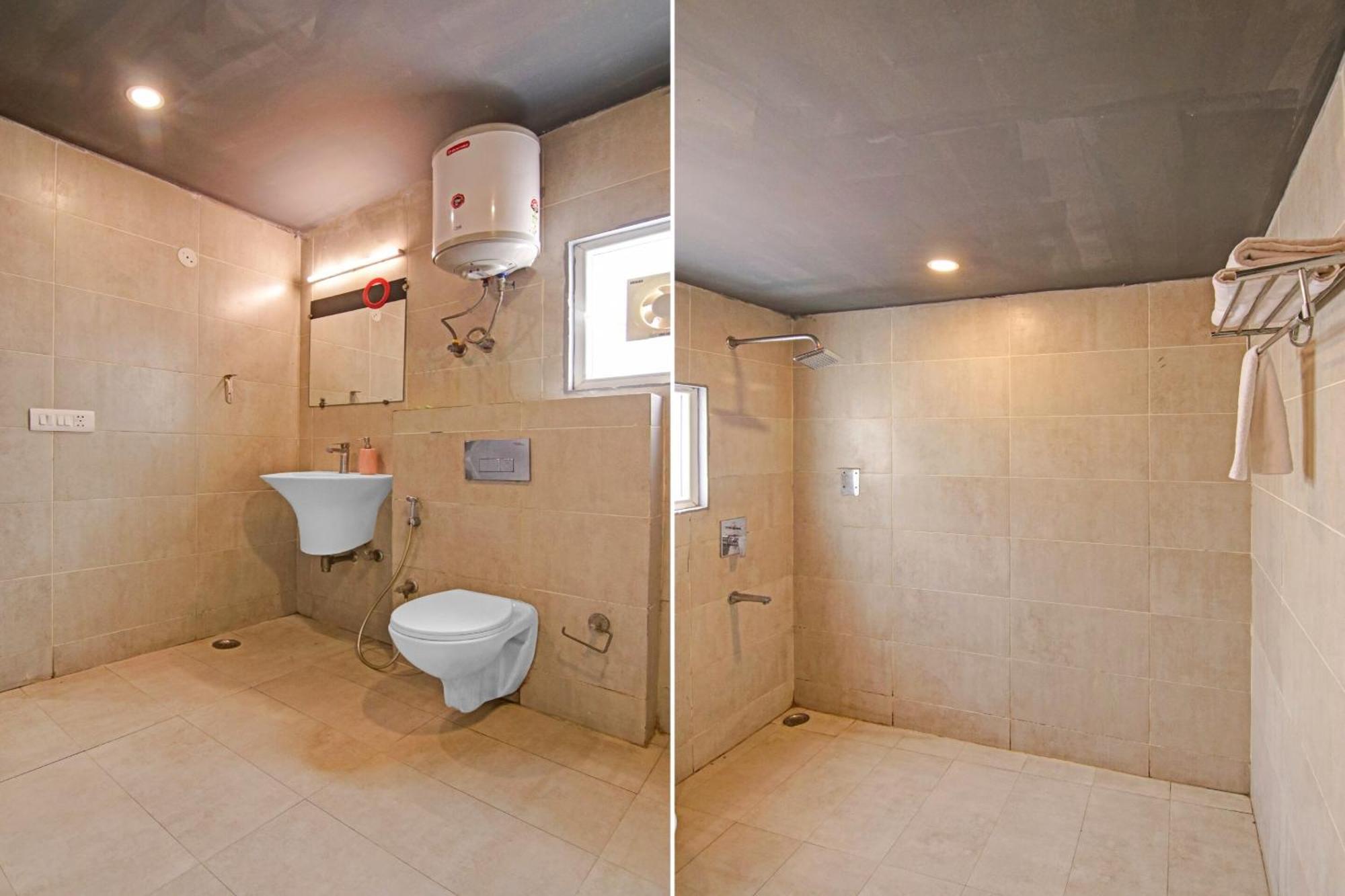 Collection O Slf Mall Sector 30 Hotel Faridabad Room photo