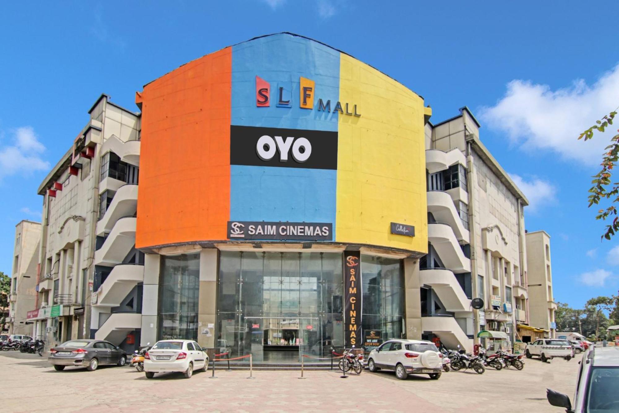 Collection O Slf Mall Sector 30 Hotel Faridabad Exterior photo